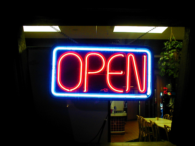 open-sign-1445270-640x480-1