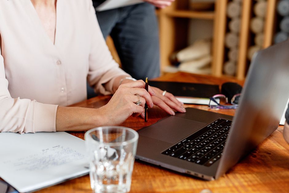 business-owner-laptop-technology